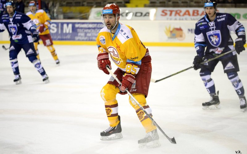 Pre Ölveckého sa sezóna predčasne skončila, Dukla podáva podne na Versteega