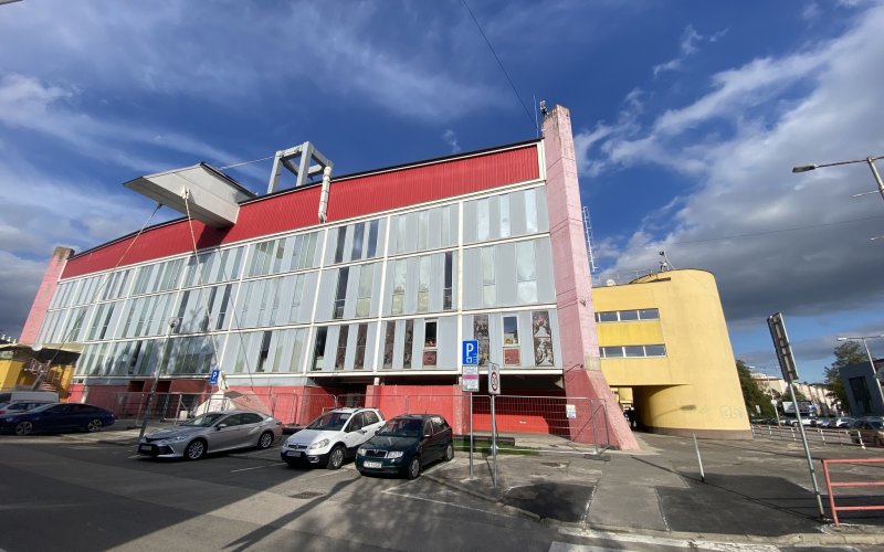 Dočasné obmedzenia na zimnom štadióne počas rekonštrukčných prác