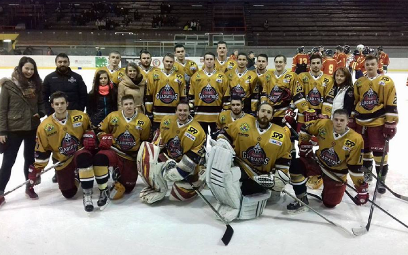 Trojica extraligových Trenčanov súčasťou univerzitného celku, vybojovali striebro